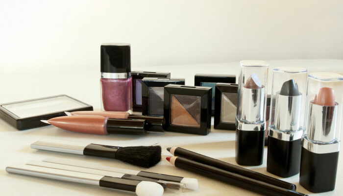 10 essential women’s cosmetics for face and body