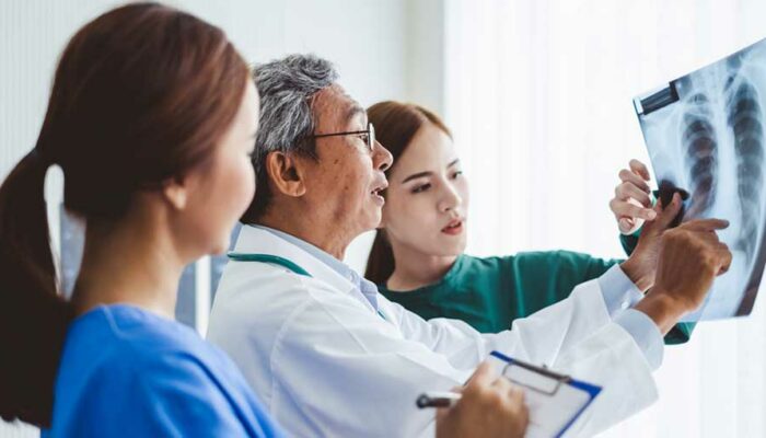 Bronchitis vs. Pneumonia – Know the Difference