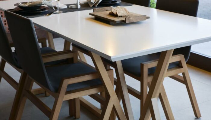 Coffee table – Essential living room furniture