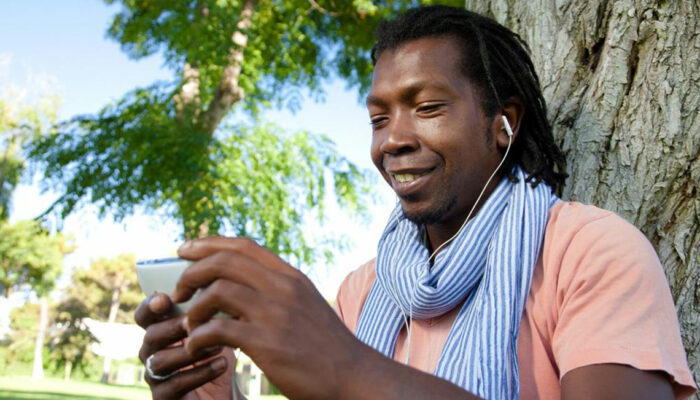 Here’s how to save some cell phone data on your own