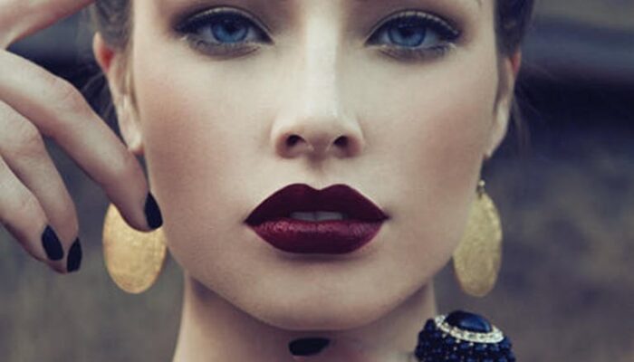 Up Your Eyebrow Game With These 5 Simple Steps