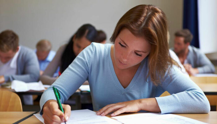 4 best distance learning courses for freshers