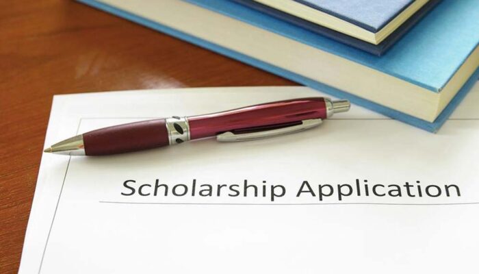 4 well-known largest scholarships for Hispanic students