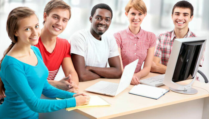 A guide on paying college fees for international students