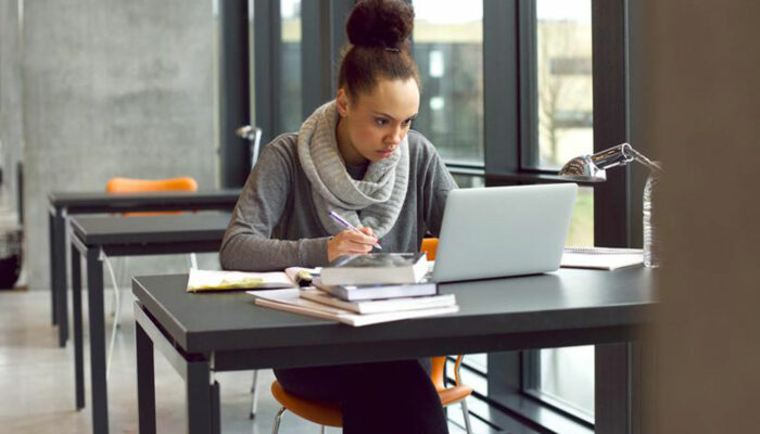 Benefits of pursuing an online MBA program