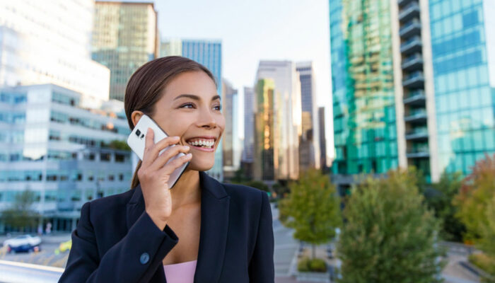 Choose wisely and save money on cellphone plans