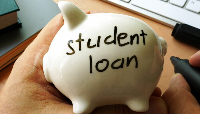 Explore Discover Bank’s affordable student loans