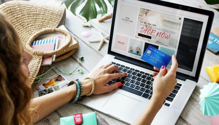 Here’s How No Fee Reward Credit Cards Are An Amazing Deal