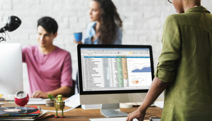 Top 3 institutions that offer online Master’s in Data Analytics