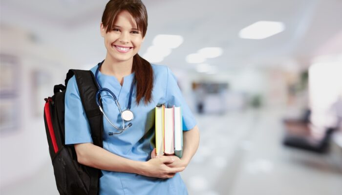 Top Reasons To Opt For Online Nursing Diploma Programs