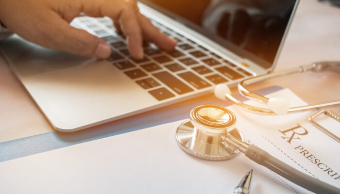 What Does An Online Associate Degree Nursing Program Entail