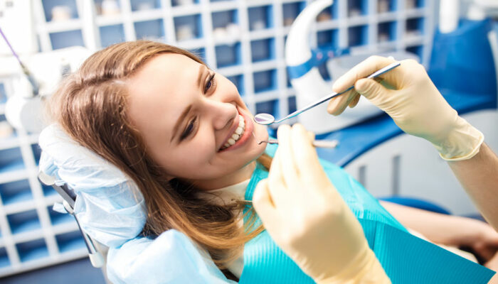 Dental Implant Cost – Cost Factors and Benefits
