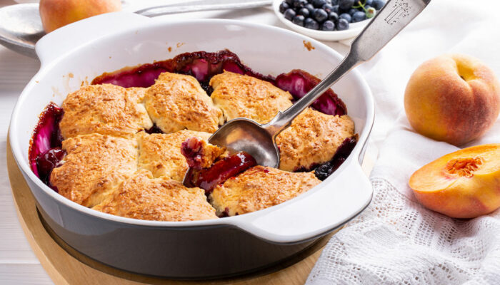 Peach Cobbler Recipe – Main Ingredients and Variations